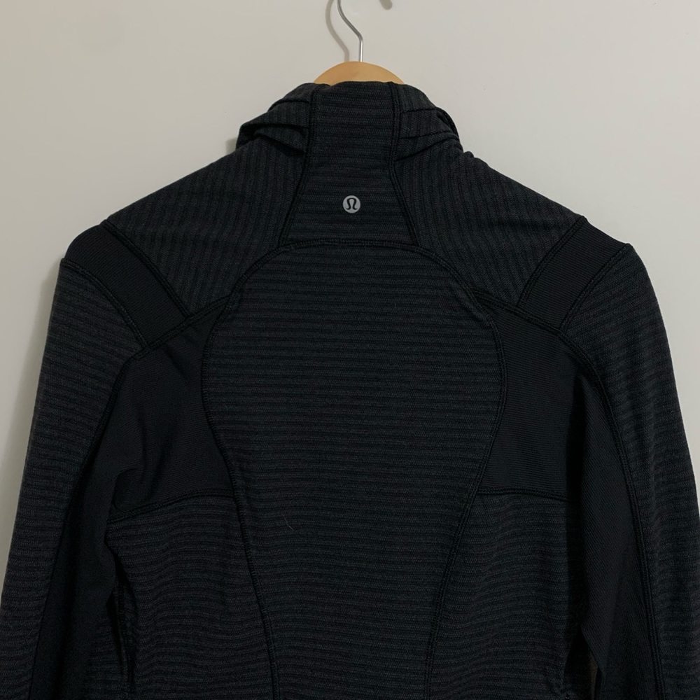 lululemon Sweater Wrap - Picture 5 of 5